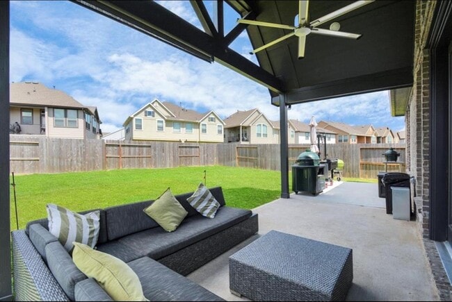 Building Photo - 8707 Morris Wds Dr