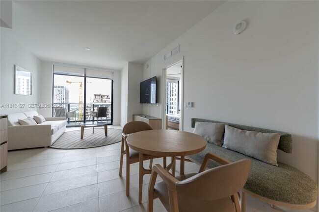 Building Photo - 159 NE 6th St