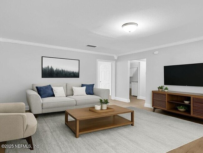 Building Photo - 2026 Burpee Dr
