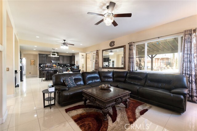 Building Photo - 40947 Ridgegate Ln