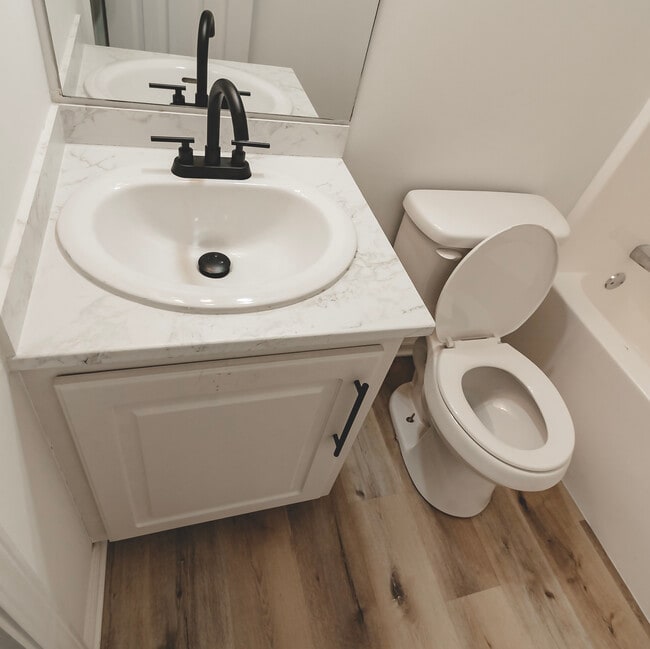 Building Photo - 9703 Full Moon Cir