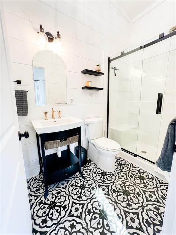 Building Photo - 300 Burbano Creekside Lndg