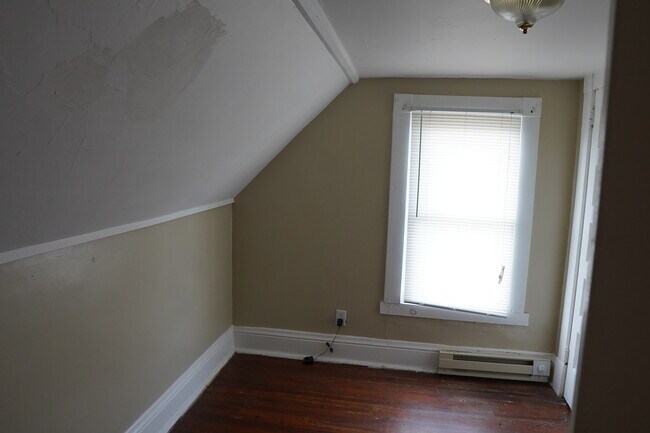 Building Photo - 545 Green St