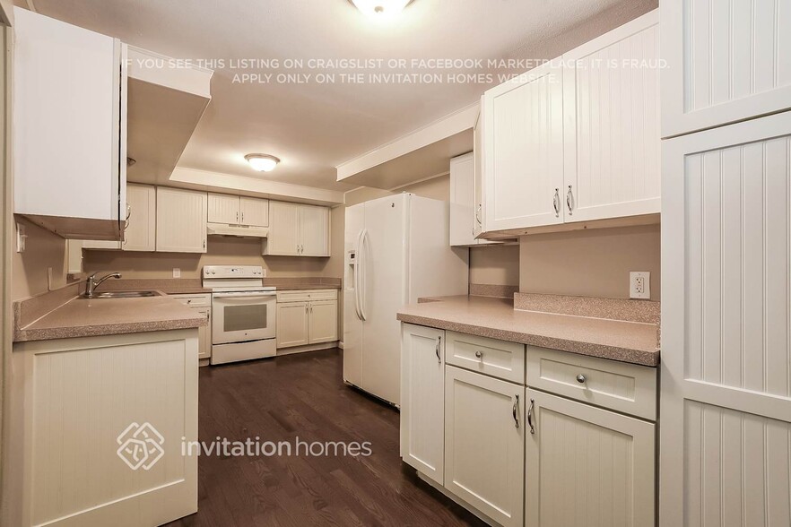 Building Photo - 130 Willow Ave