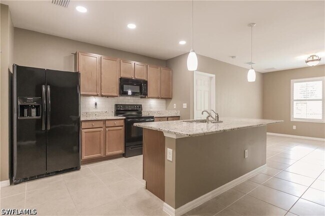 Building Photo - 26978 Wildwood Pines Ln