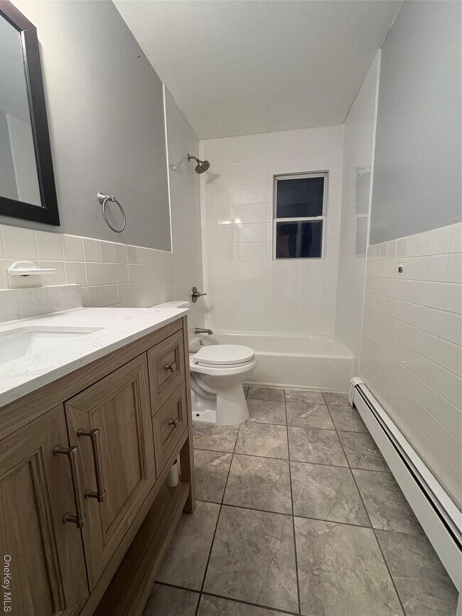 Building Photo - 100 Dowd St