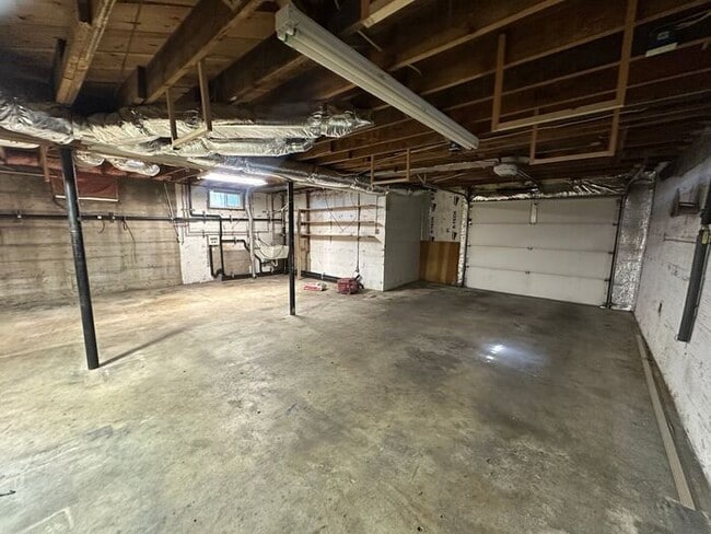 Building Photo - 234 W Pueblo St