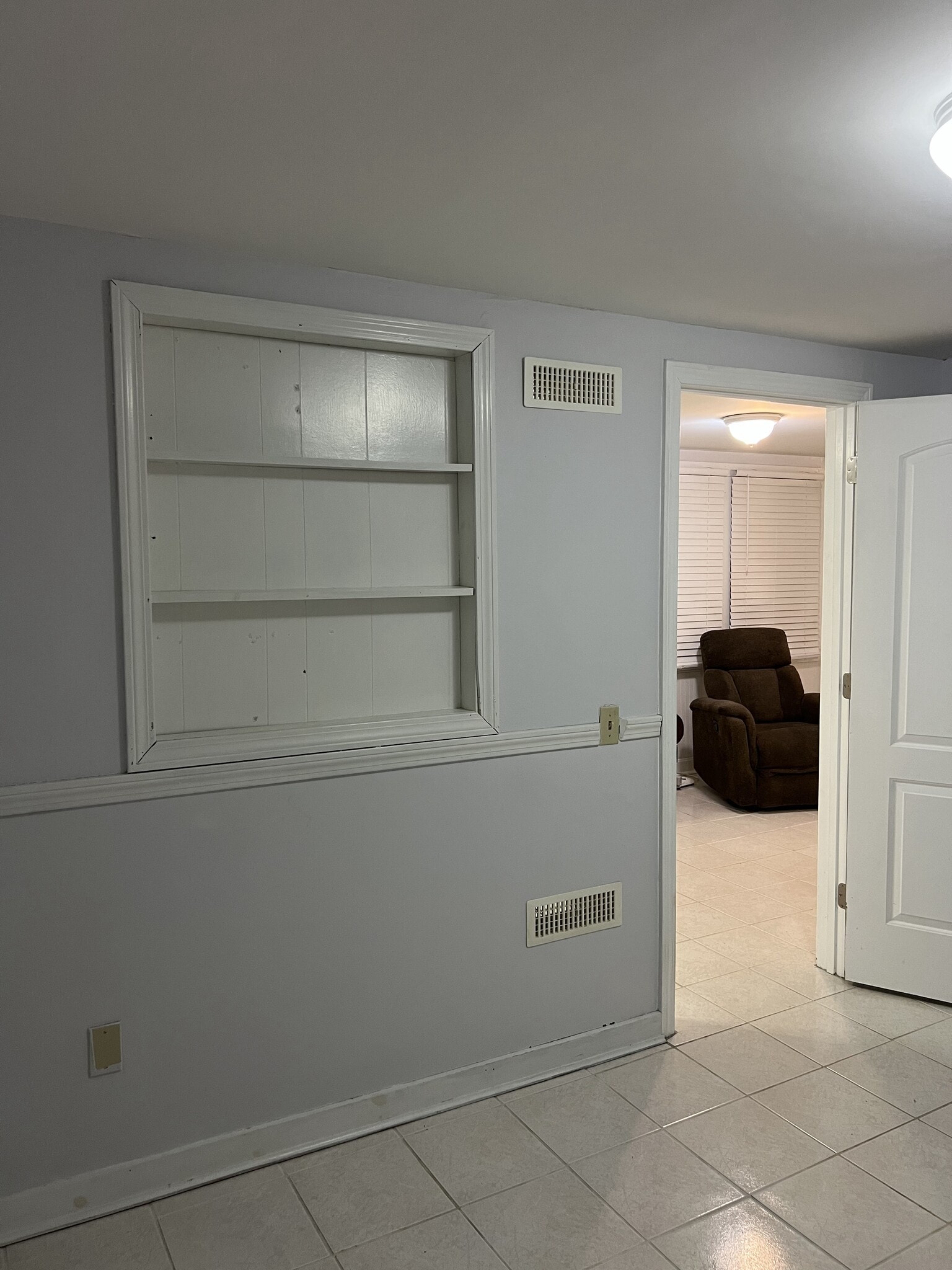 Bedroom - 8 Highland Ave