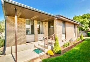 Building Photo - 1885 E Jeremy Ct