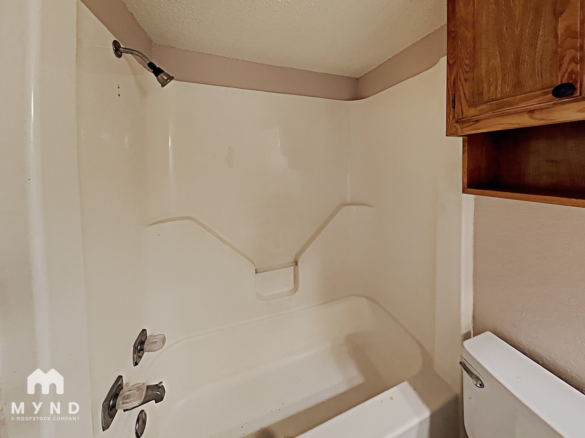 Building Photo - 5515 Brookview Ct