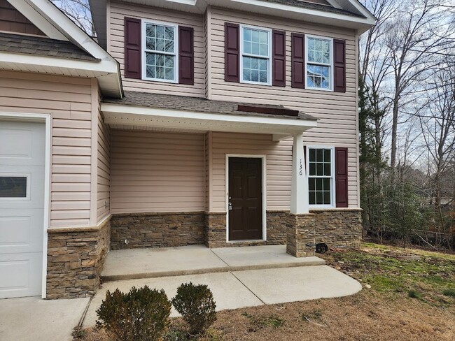 Building Photo - Beautiful Home in Williamsburg