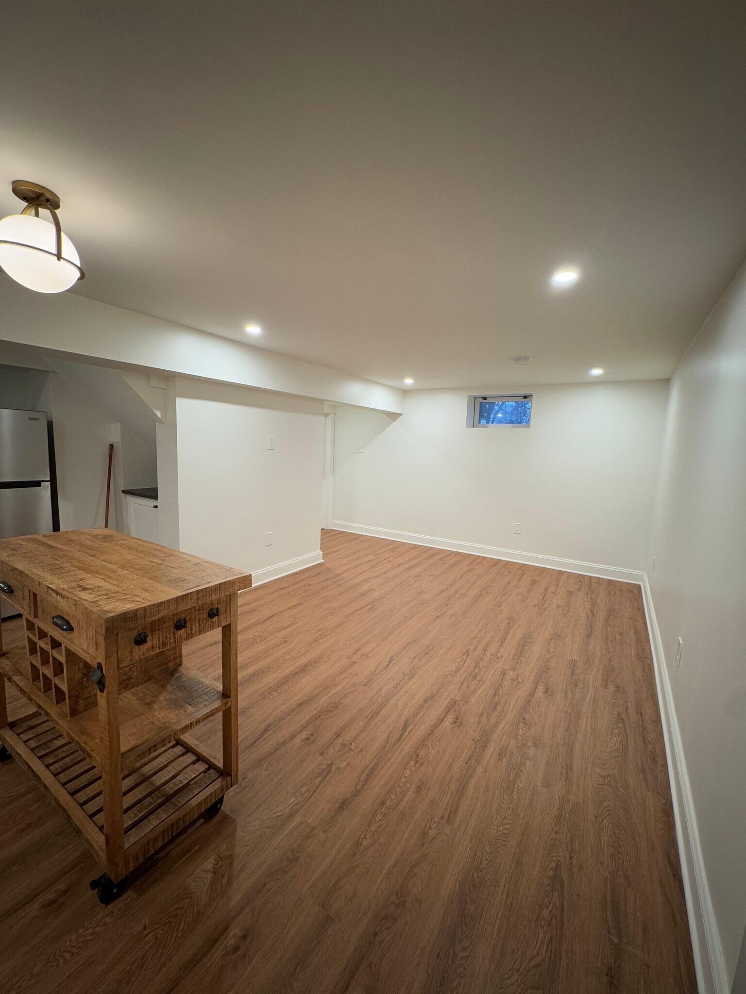 Building Photo - 1012 Roswell Dr