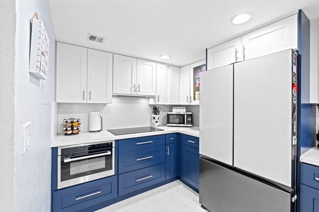 Building Photo - 9050 NW 28th St