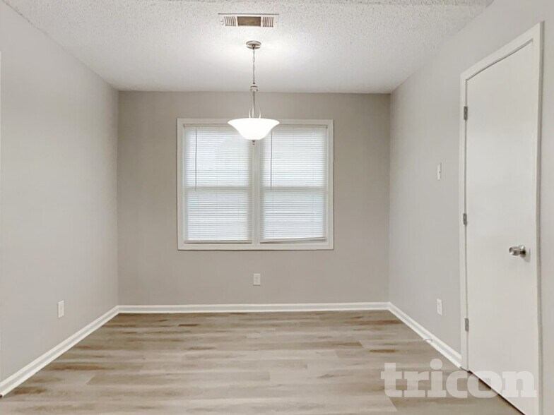 Building Photo - 3071 Morris Ln