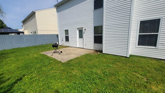 Back Patio - 10367 Waverly Dr
