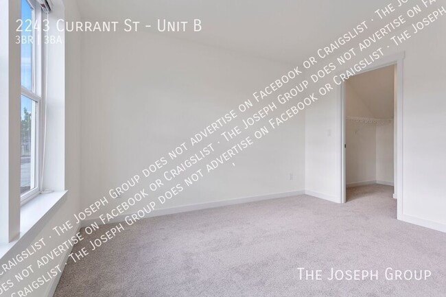 Building Photo - 2243 Currant St