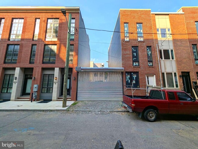 Building Photo - 2058 E Susquehanna Ave