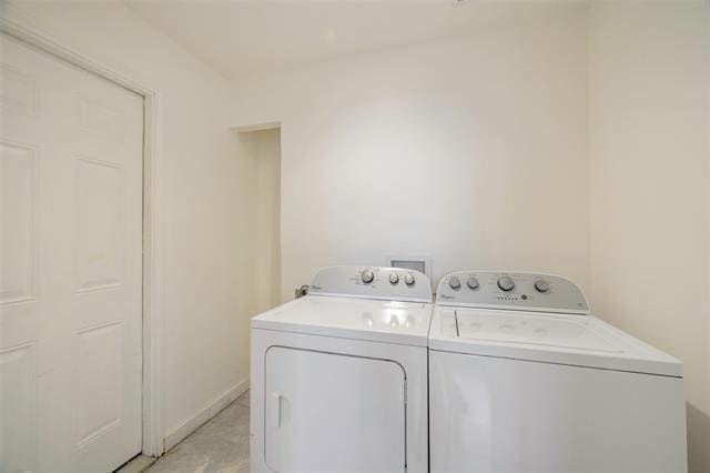 Building Photo - 2412 Ables Dr