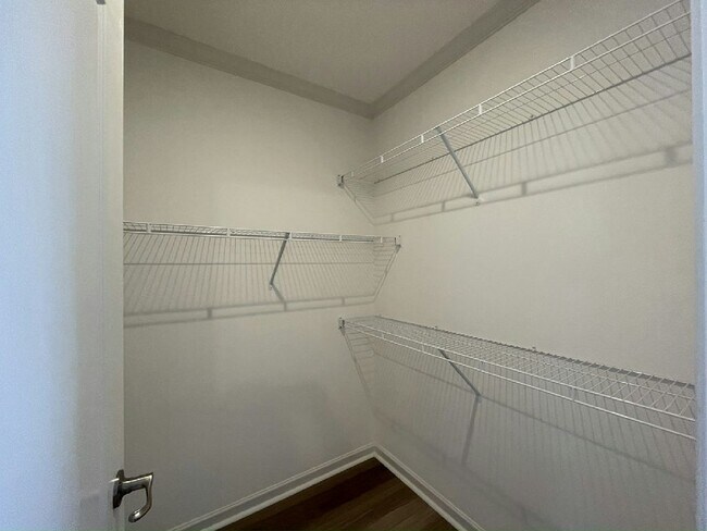 Building Photo - 13123 Lime Ave