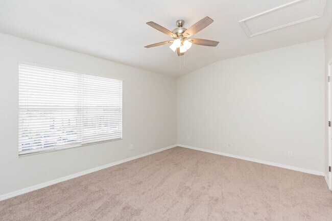 Primary bedroom - 5808 Fishhawk Ridge Dr