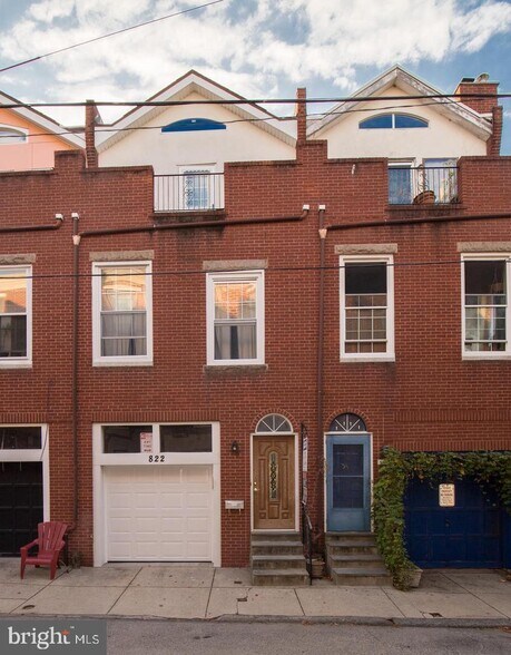 Building Photo - 822 N Ringgold St