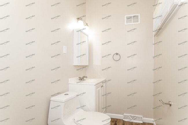 Building Photo - 315 St Edward Ln