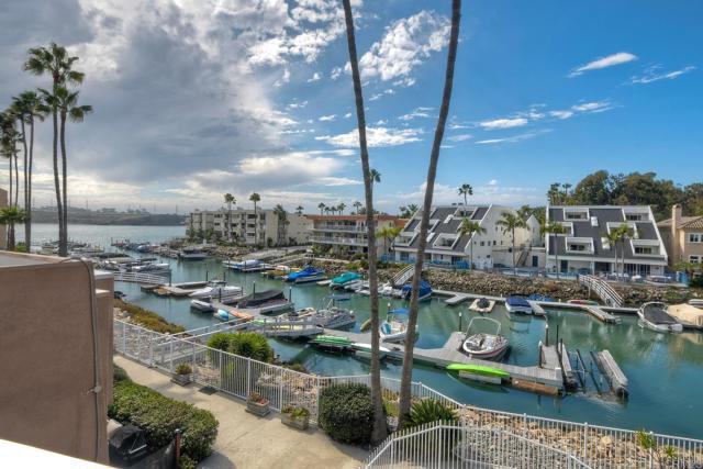 Building Photo - 4705 Marina Dr