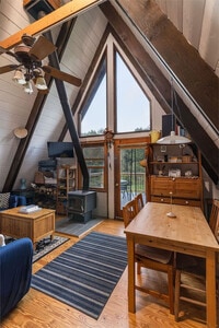 Building Photo - 614 Sanford Hollow Rd