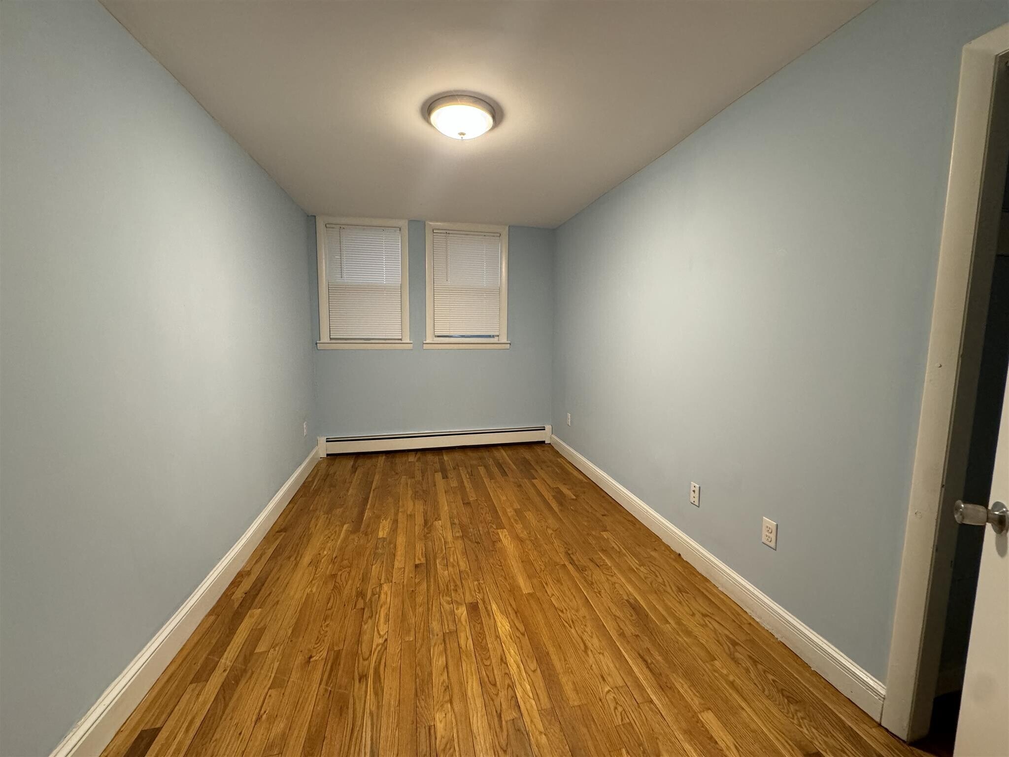 Building Photo - 68 Beacon St