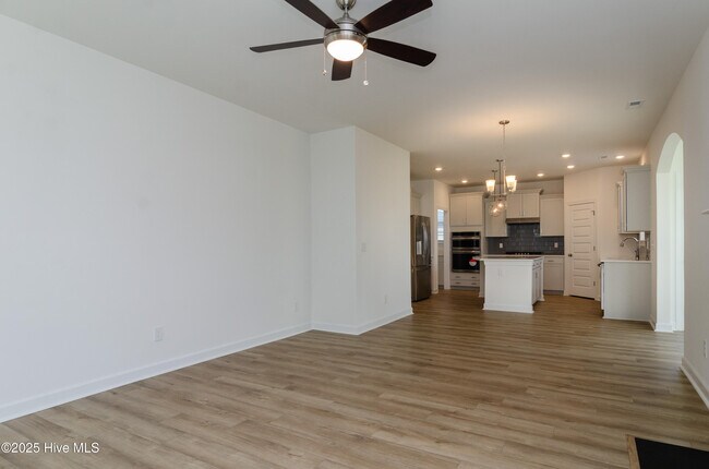Building Photo - 2152 Star Shower Wy