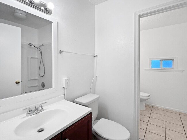 Building Photo - Corner-lot Home / 1.5 Bathroom Home