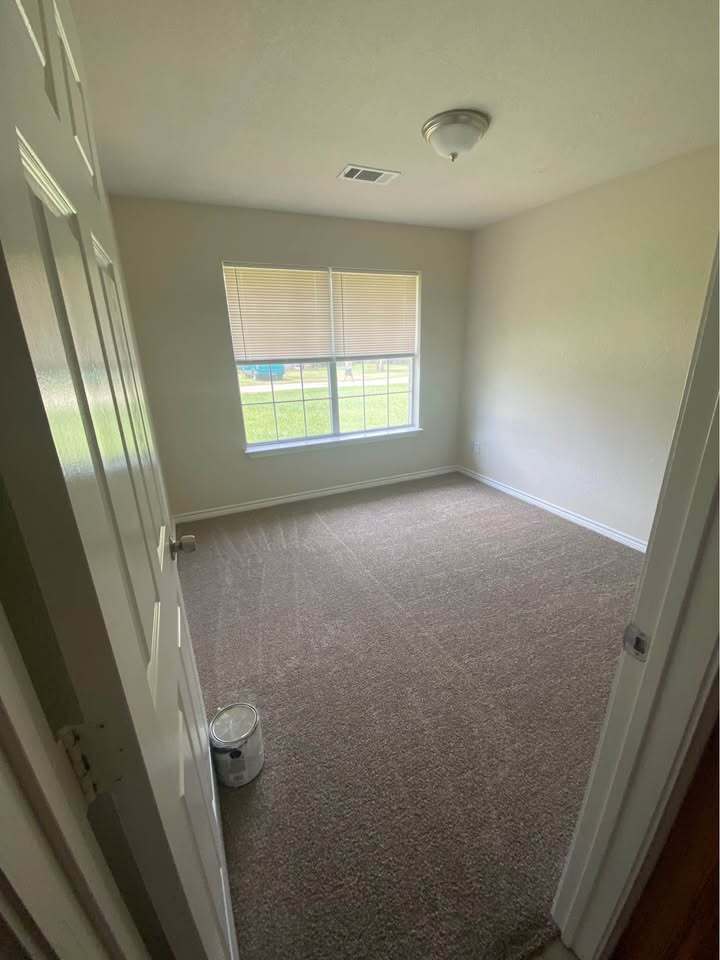 Building Photo - 600 N 5th St