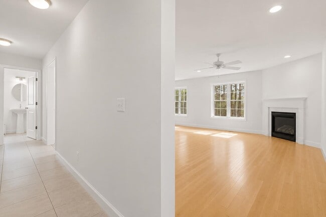 Building Photo - 51 Blacksmith Dr