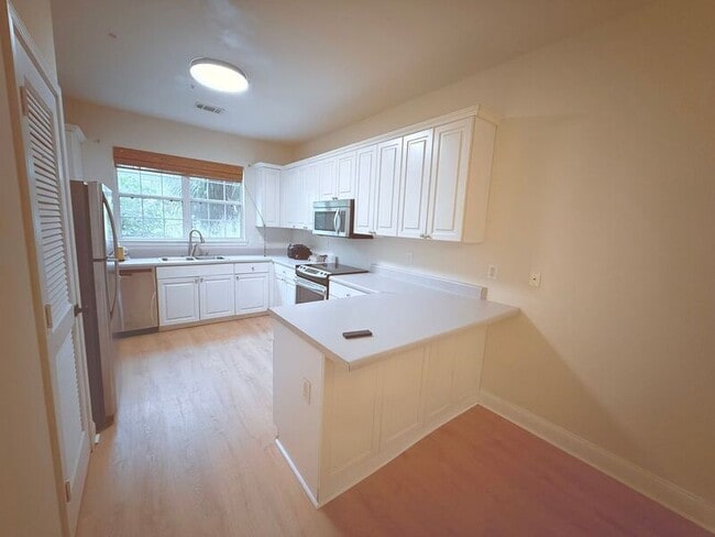 Building Photo - 4553 Great Oak Dr