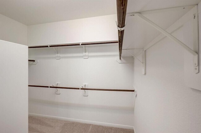 Building Photo - 166 Jaxxon Pointe Dr