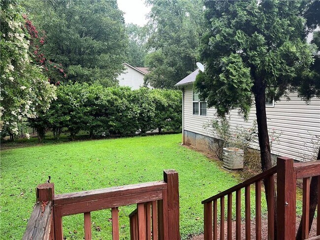 Building Photo - 6441 Wildwood Trail