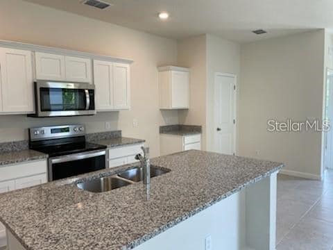 Building Photo - 2332 Litchfield Lp