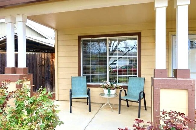 Building Photo - 1143 Grouse Dr