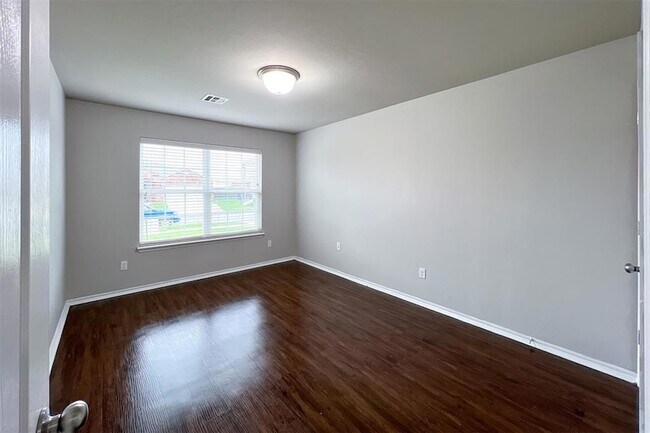 Building Photo - 2901 Cider Mill Ln
