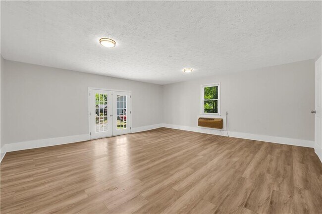 Building Photo - 5722 Port Dr