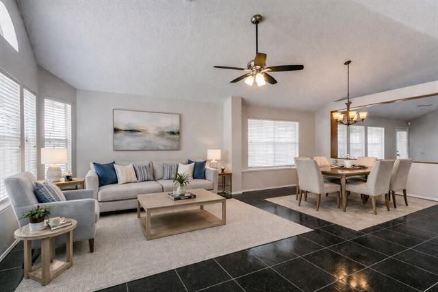 Building Photo - 908 Gordon Oaks Dr