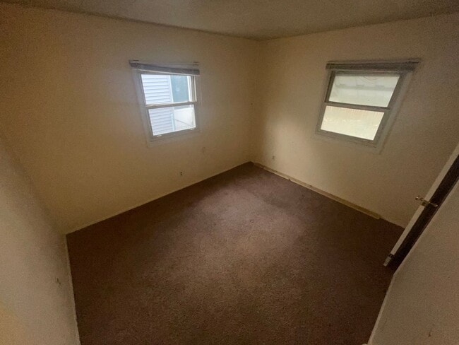 Building Photo - 17 Ruth Ct