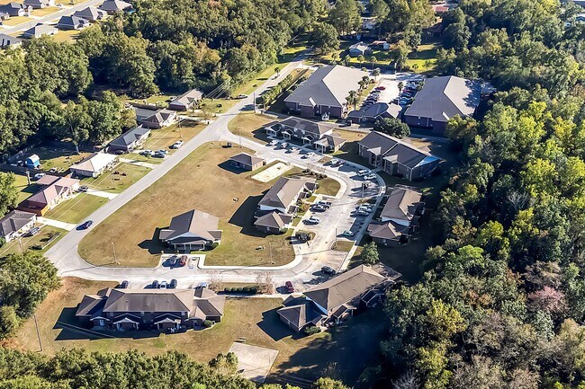 Building Photo - Luxury Vinyl Plank Flooring********* Rent $1200/month********* Renovated 1 Bedroom 1 Bath