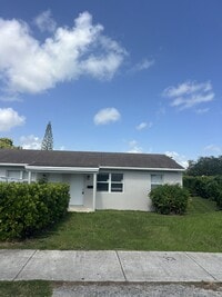 Building Photo - 11700 SW 221st St Rd