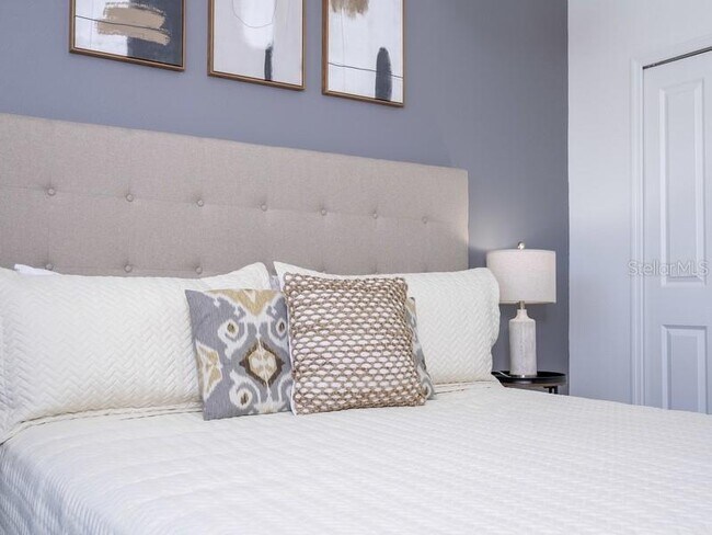 Building Photo - 8956 Takeaway Wy