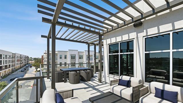 Building Photo - 1735 N Greenville Ave