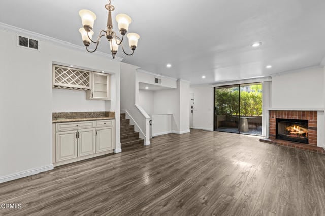 Building Photo - 21931 Burbank Blvd