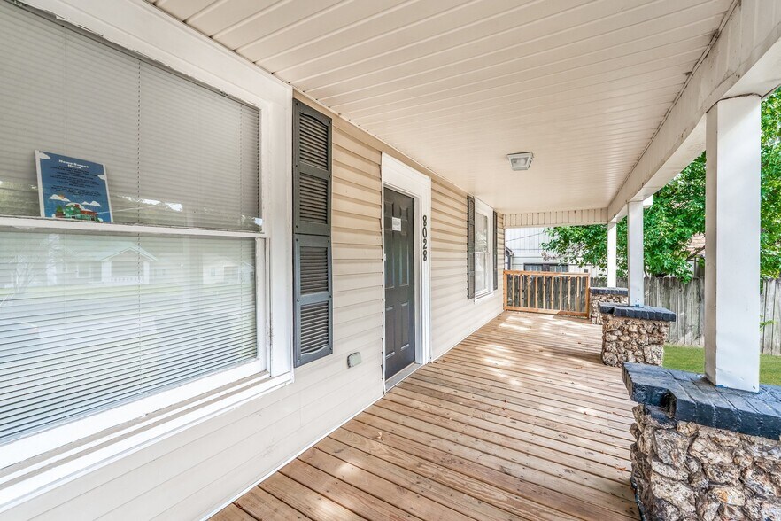 Building Photo - 8028 Rugby Ave