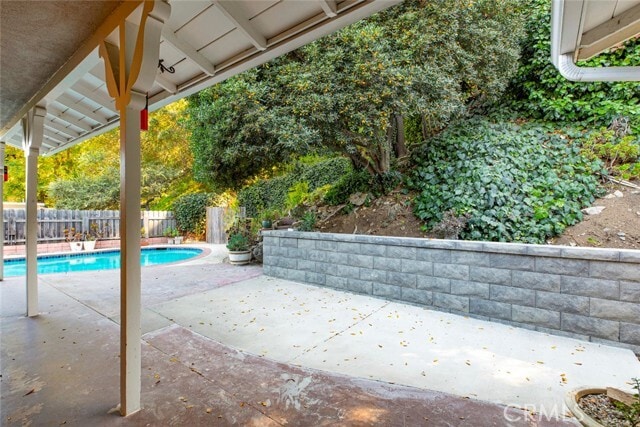 Building Photo - 3585 El Lado Dr