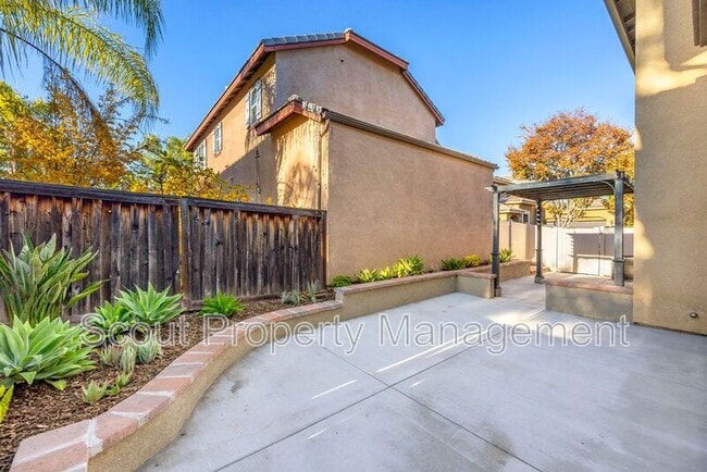 Building Photo - 27411 Lock Haven Ct